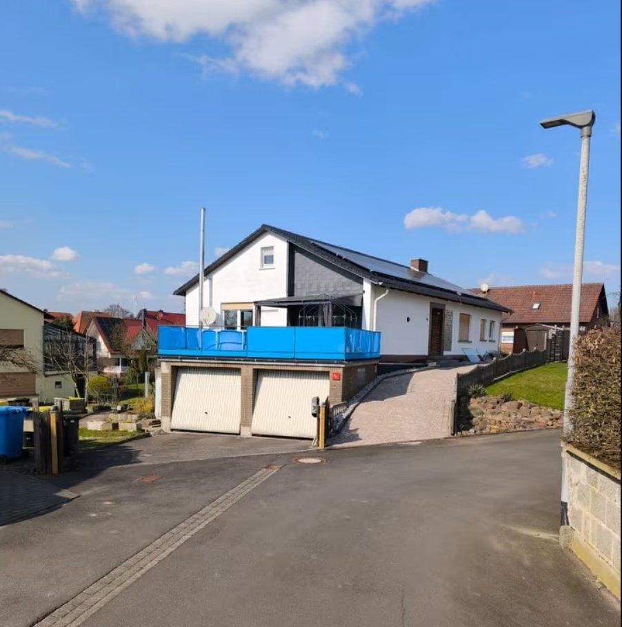 Stadtallendorf: Stadtallendorf, 2 Familienhaus 